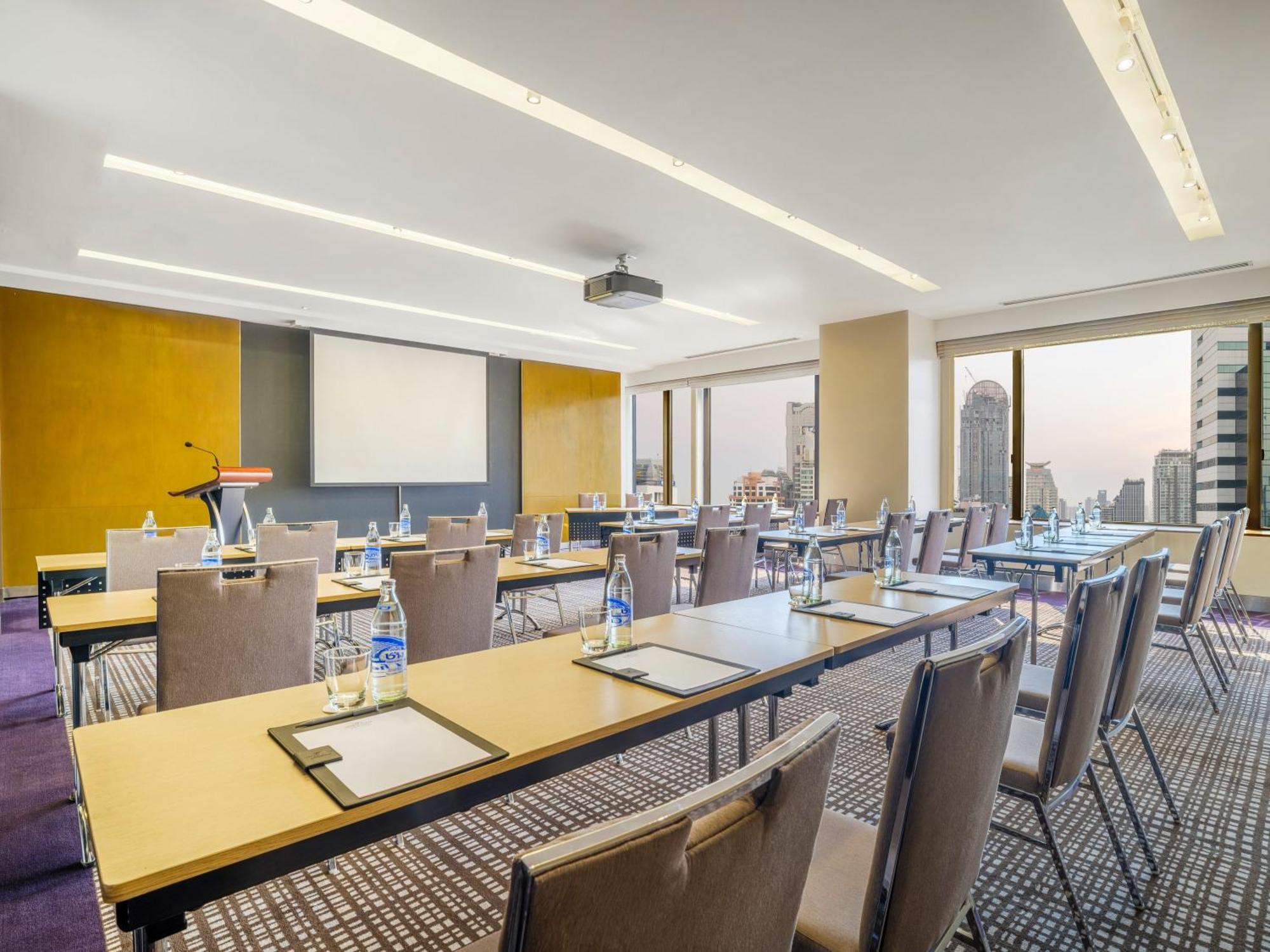 Crowne Plaza Bangkok Lumpini Park By Ihg Hotel Luaran gambar